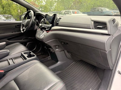 2023 Honda Odyssey Sport CLEAN