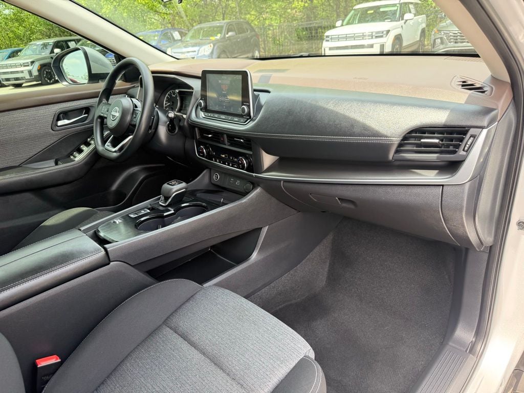 2023 Nissan Rogue SV HEATED MIRRORS