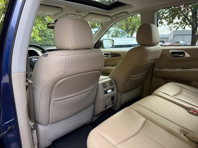 2017 Nissan Pathfinder Platinum - 4WD / DUAL SUNROOF / CLEAN CARFAX