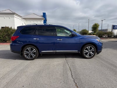 2017 Nissan Pathfinder Platinum - 4WD / DUAL SUNROOF / CLEAN CARFAX
