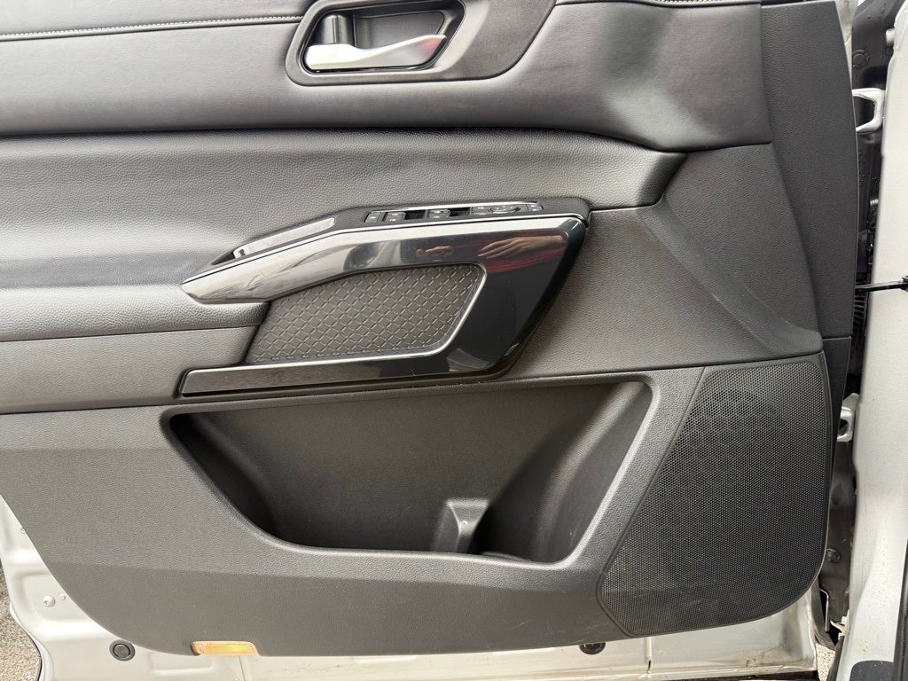 2022 Nissan Pathfinder SV 3 ROW SUV