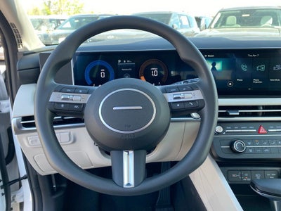 2026 Hyundai TUCSON SE