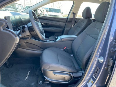 2025 Hyundai TUCSON SE