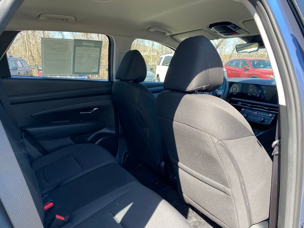 2025 Hyundai TUCSON SE