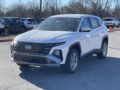2025 Hyundai TUCSON SE AWD