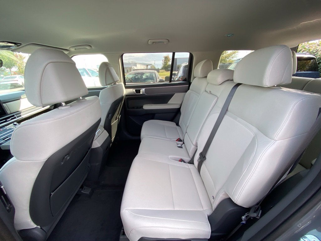 2027 Hyundai SANTA FE SE