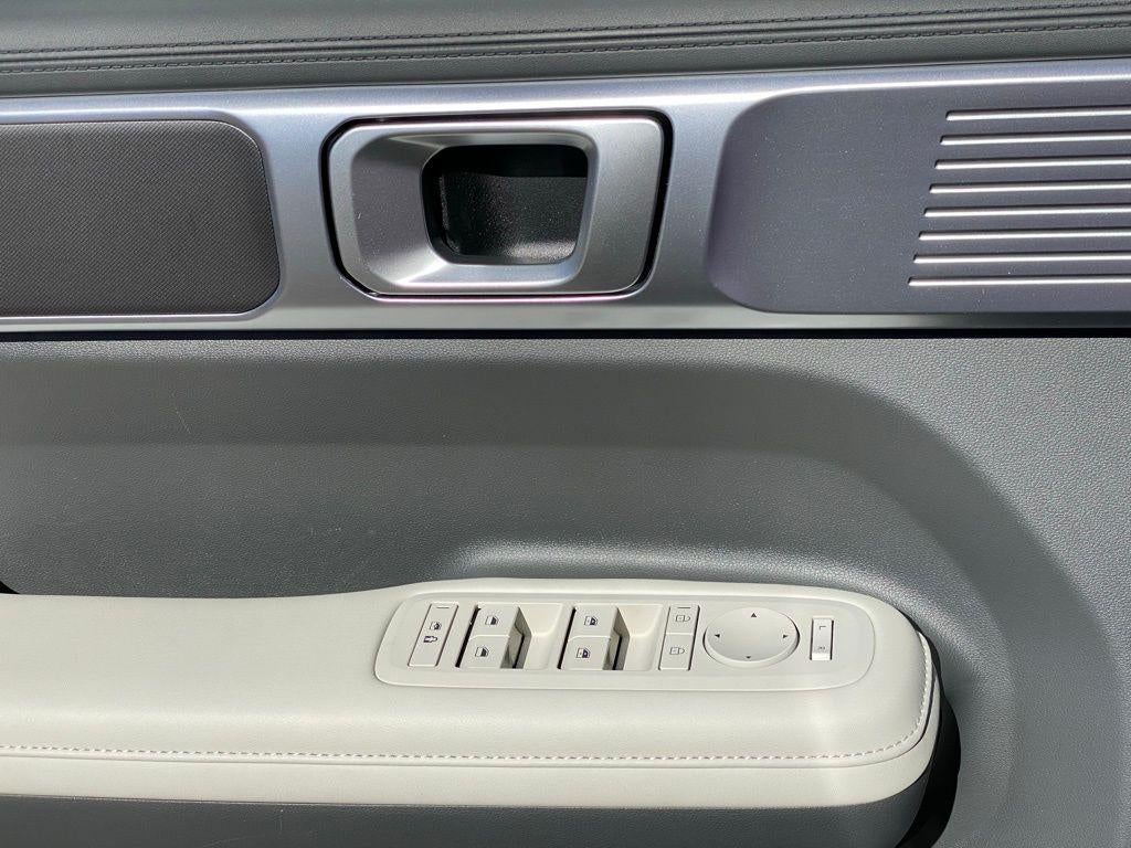 2025 Hyundai SANTA FE HYBRID SEL