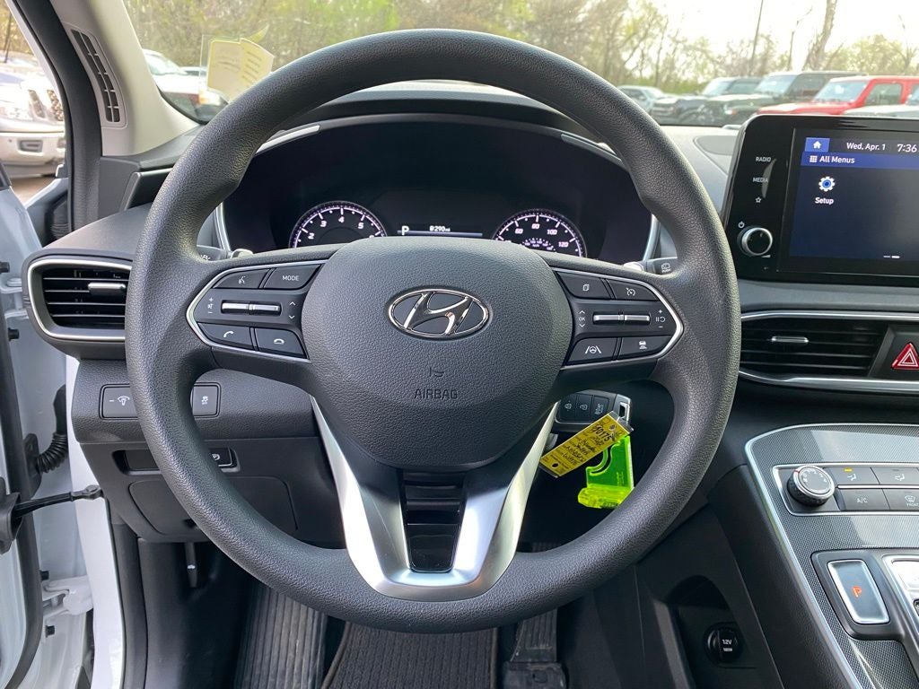 2022 Hyundai SANTA FE SE