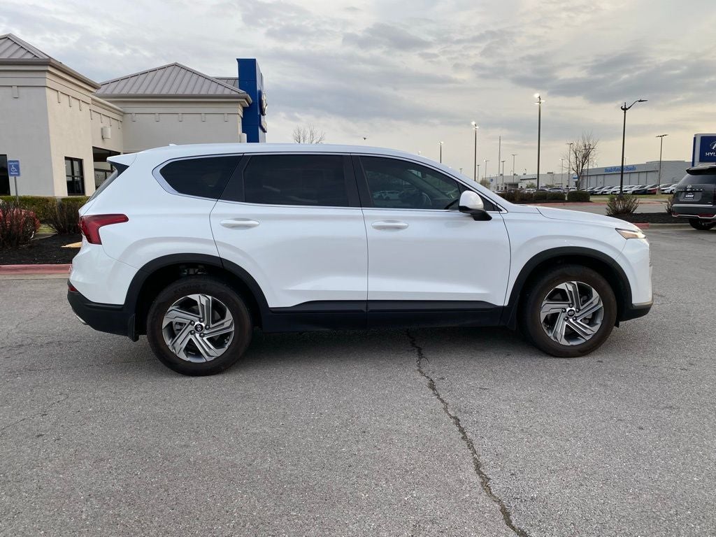 2022 Hyundai SANTA FE SE