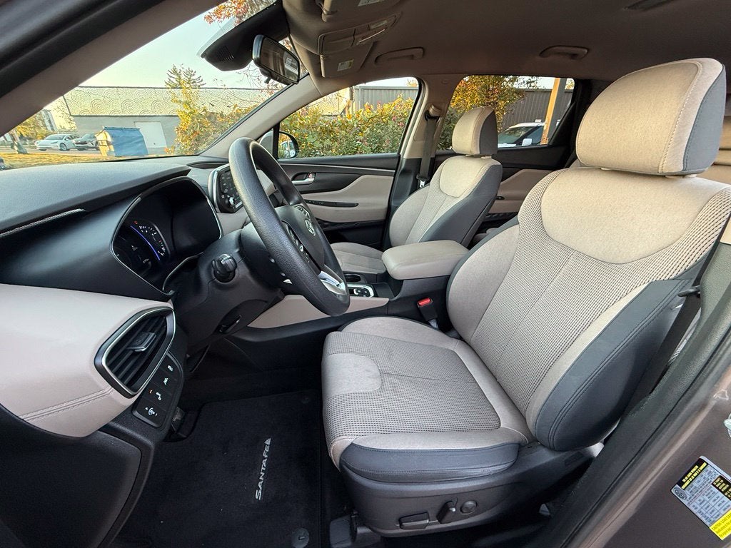 2019 Hyundai SANTA FE SEL - CLEAN CARFAX / ONE OWNER