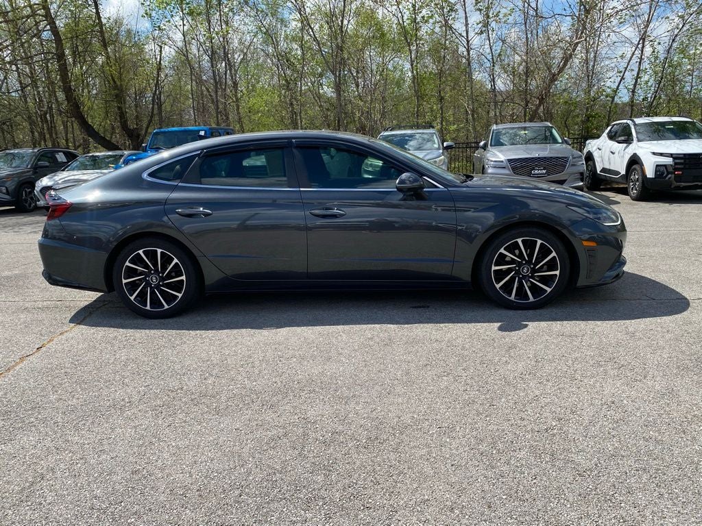 2021 Hyundai SONATA Limited