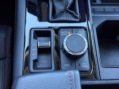 2023 Toyota Tundra Hybrid TRD Pro - 4WD / PANORAMIC SUNROOF