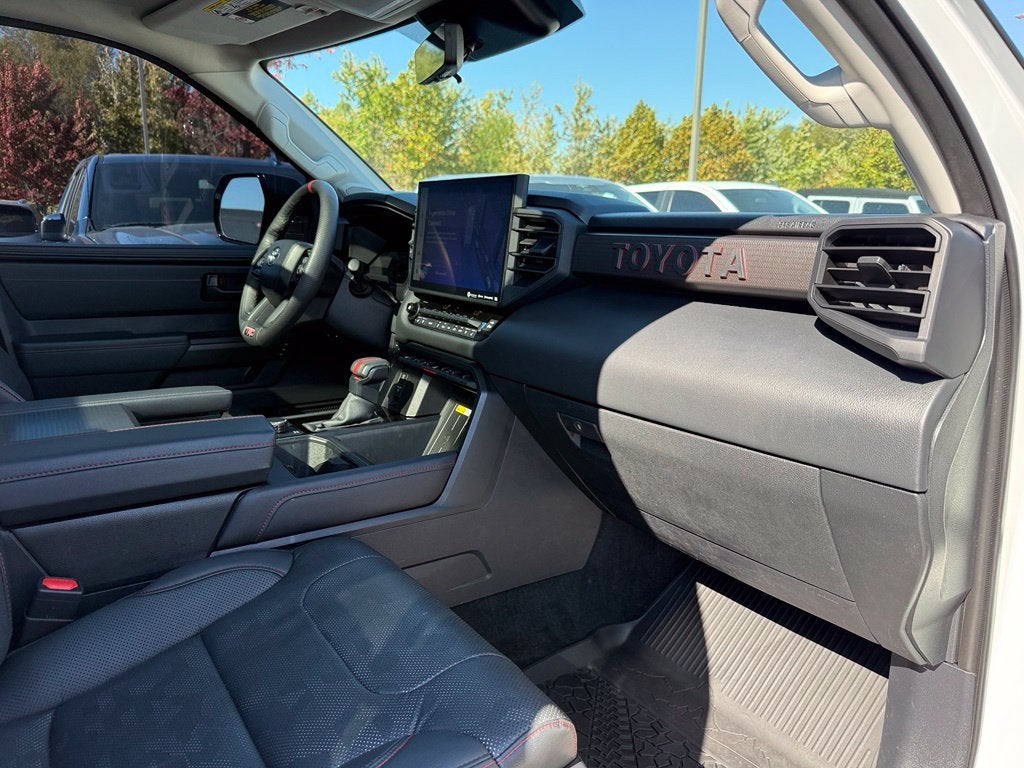 2023 Toyota Tundra Hybrid TRD Pro - 4WD / PANORAMIC SUNROOF