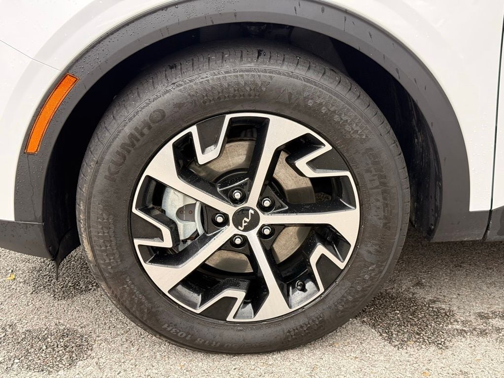 2025 Kia Sportage EX LOW MILEAGE