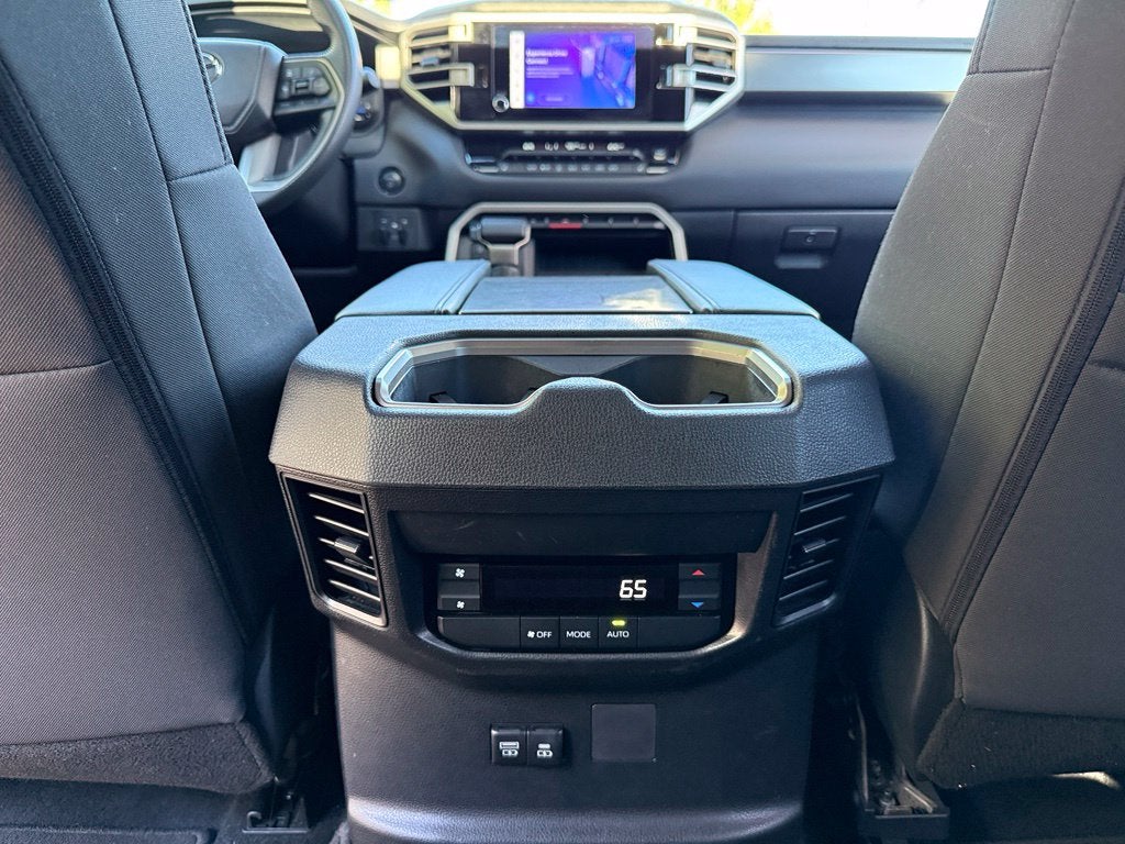 2025 Toyota Sequoia SR5 - 4WD / SUNROOF / CLEAN CARFAX