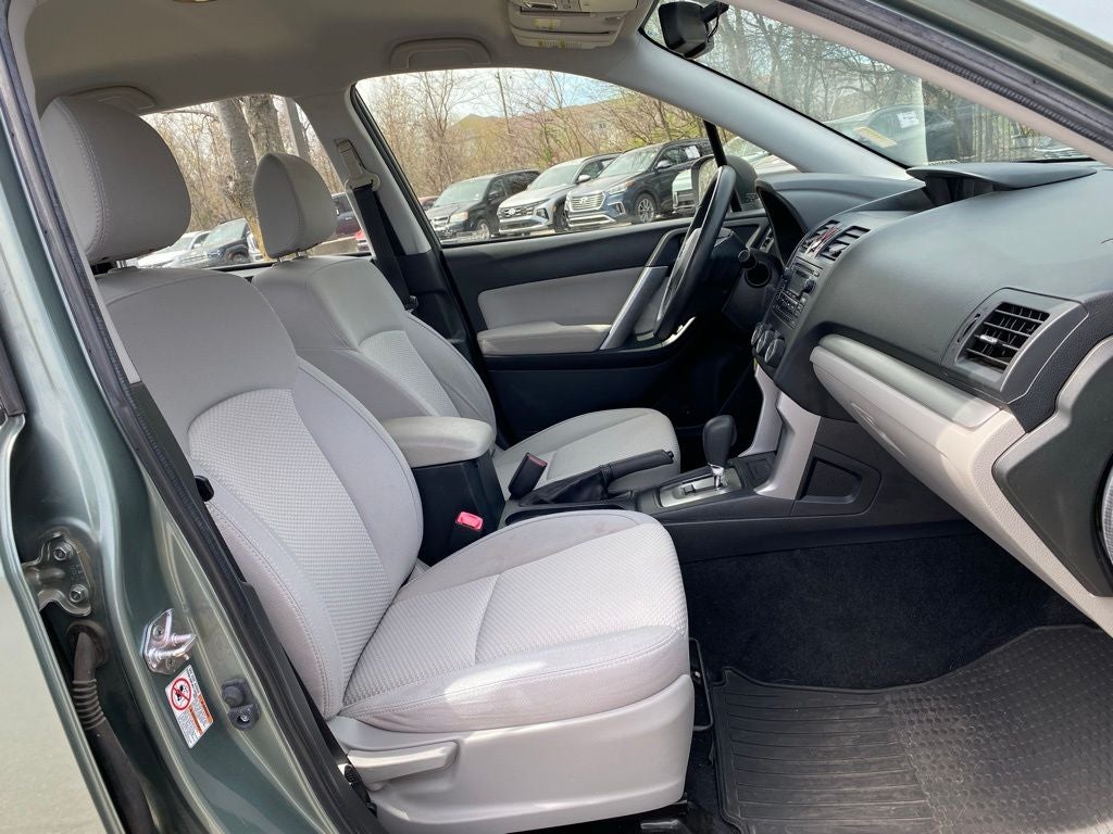 2015 Subaru Forester 2.5i