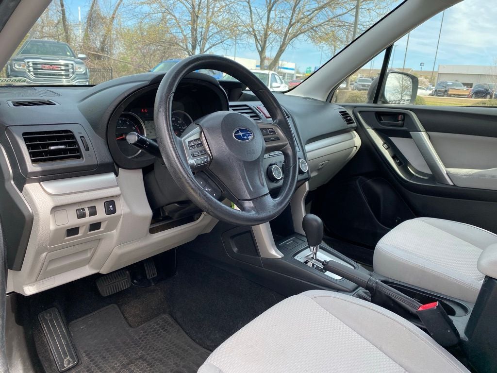 2015 Subaru Forester 2.5i