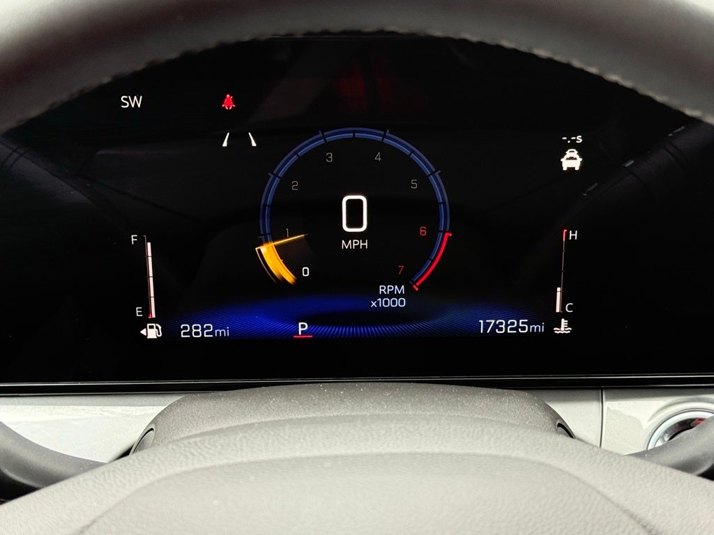 2025 Chevrolet Trax LT CLEAN CARFAX