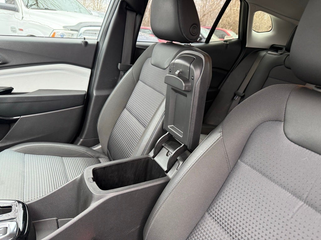 2025 Chevrolet Trax LT CLEAN CARFAX