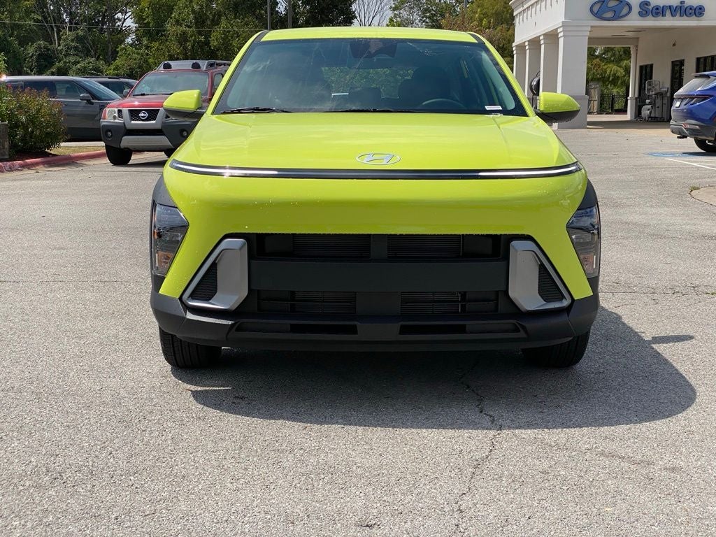 2027 Hyundai KONA SE