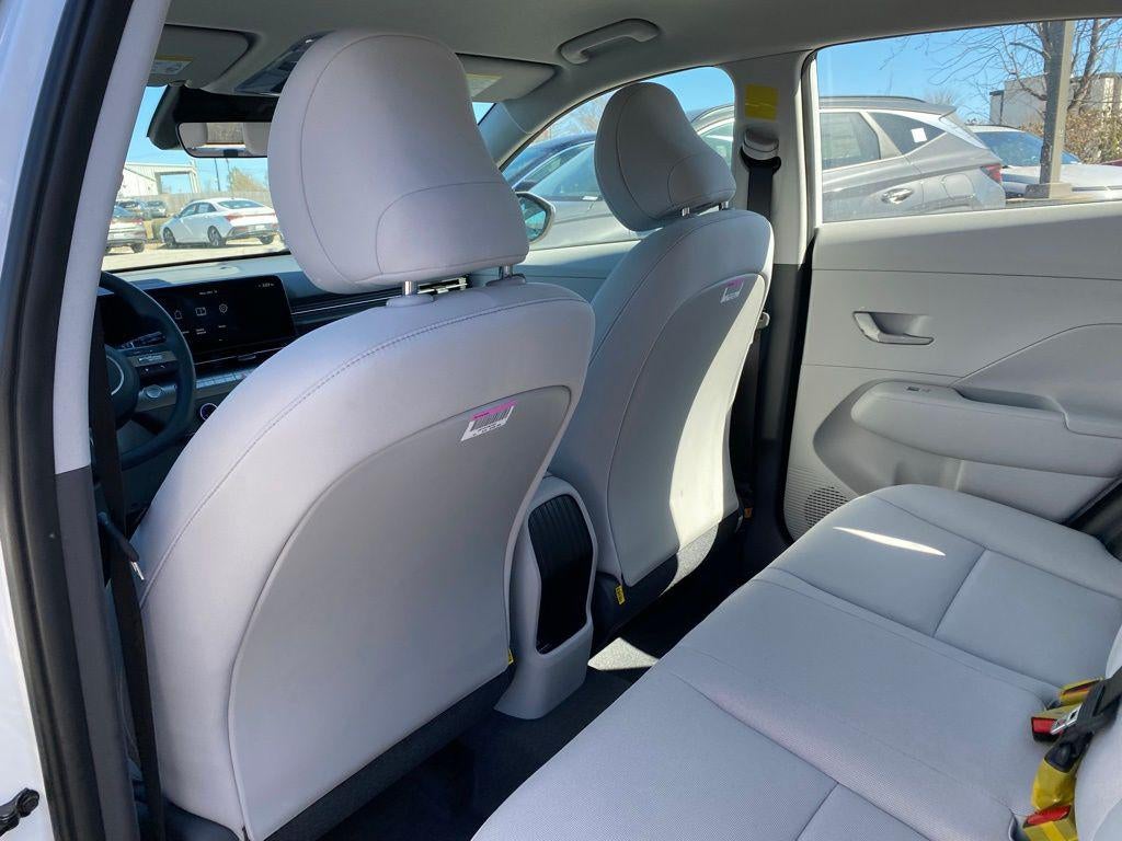 2026 Hyundai KONA SE FWD