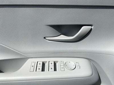 2026 Hyundai KONA SE FWD