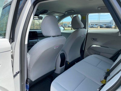 2026 Hyundai KONA SE FWD