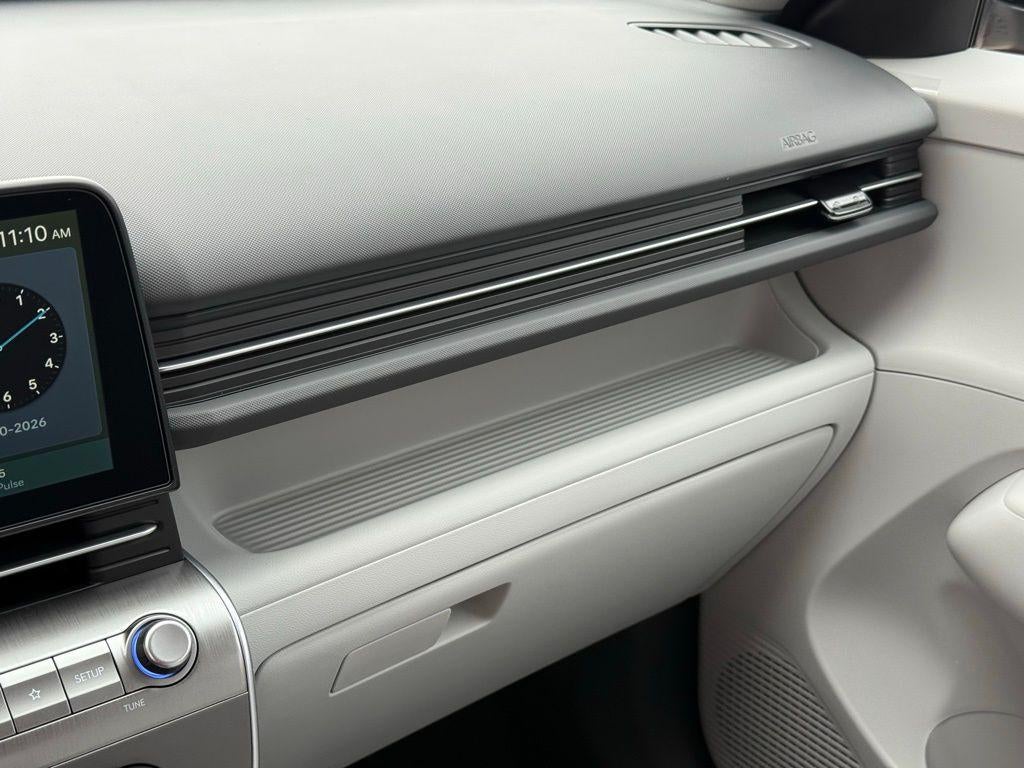 2026 Hyundai KONA SE FWD