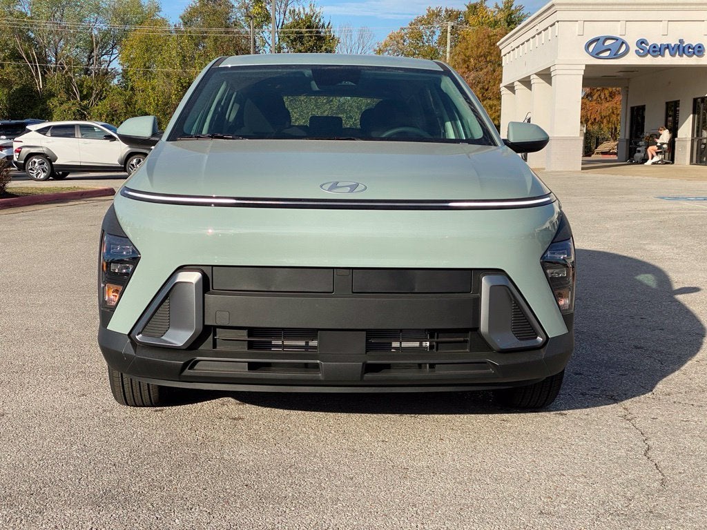 2027 Hyundai KONA SE