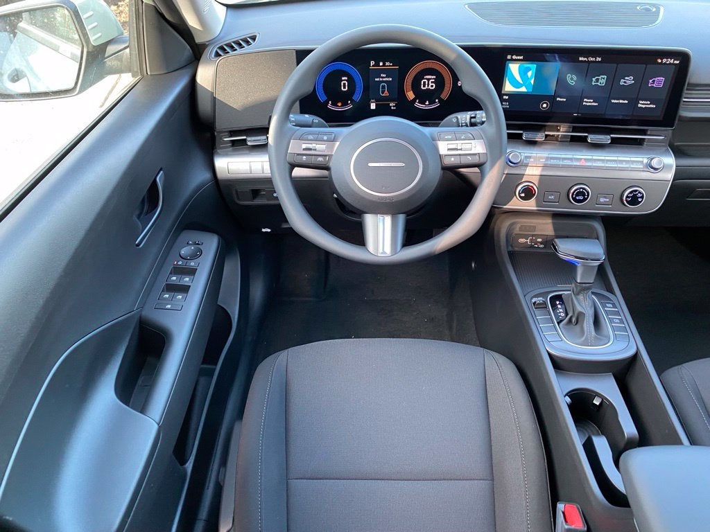 2027 Hyundai KONA SE