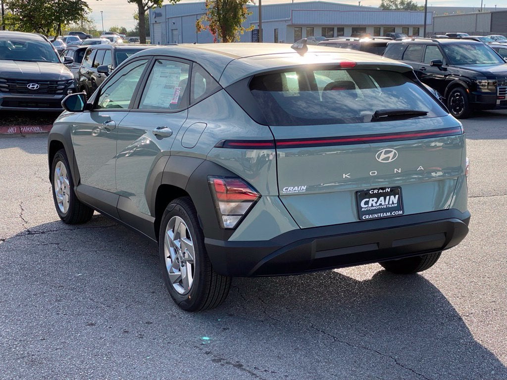 2027 Hyundai KONA SE