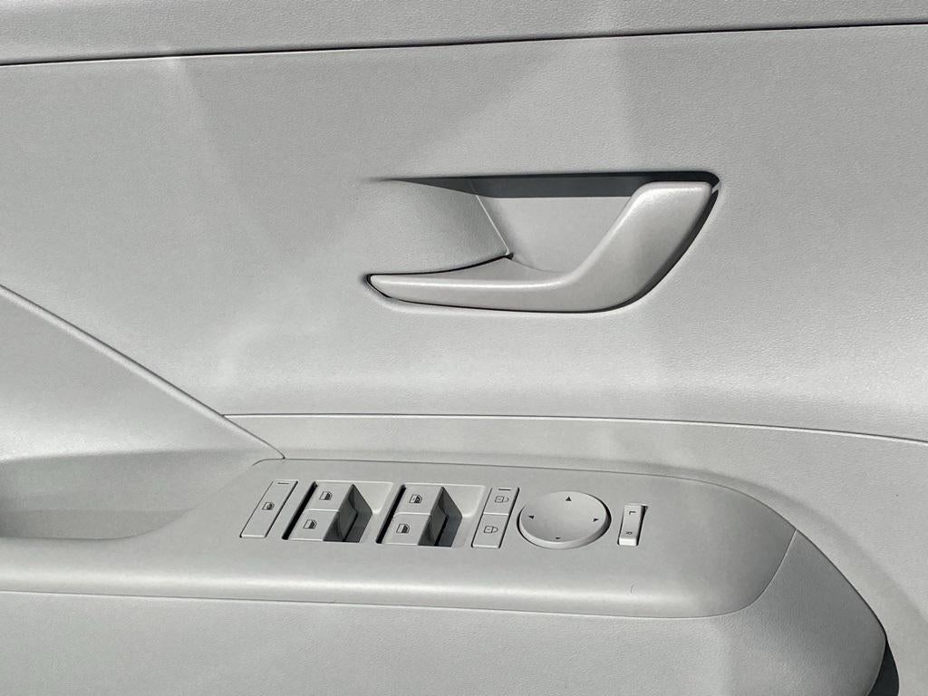 2026 Hyundai KONA SE AWD