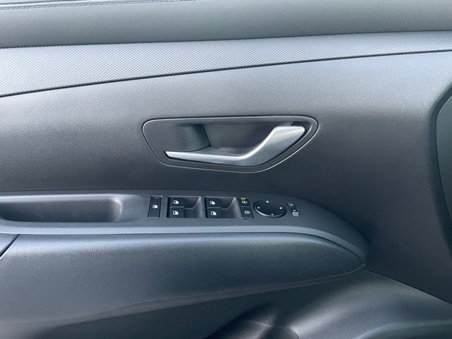 2025 Hyundai TUCSON SE FWD