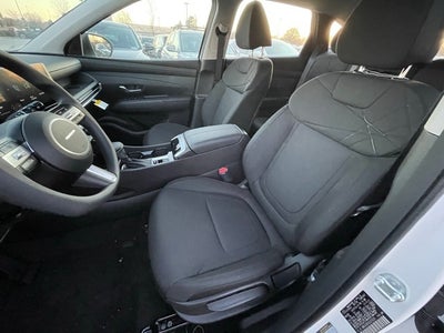 2025 Hyundai TUCSON SE FWD