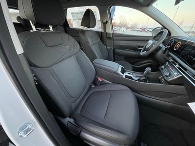 2025 Hyundai TUCSON SE FWD