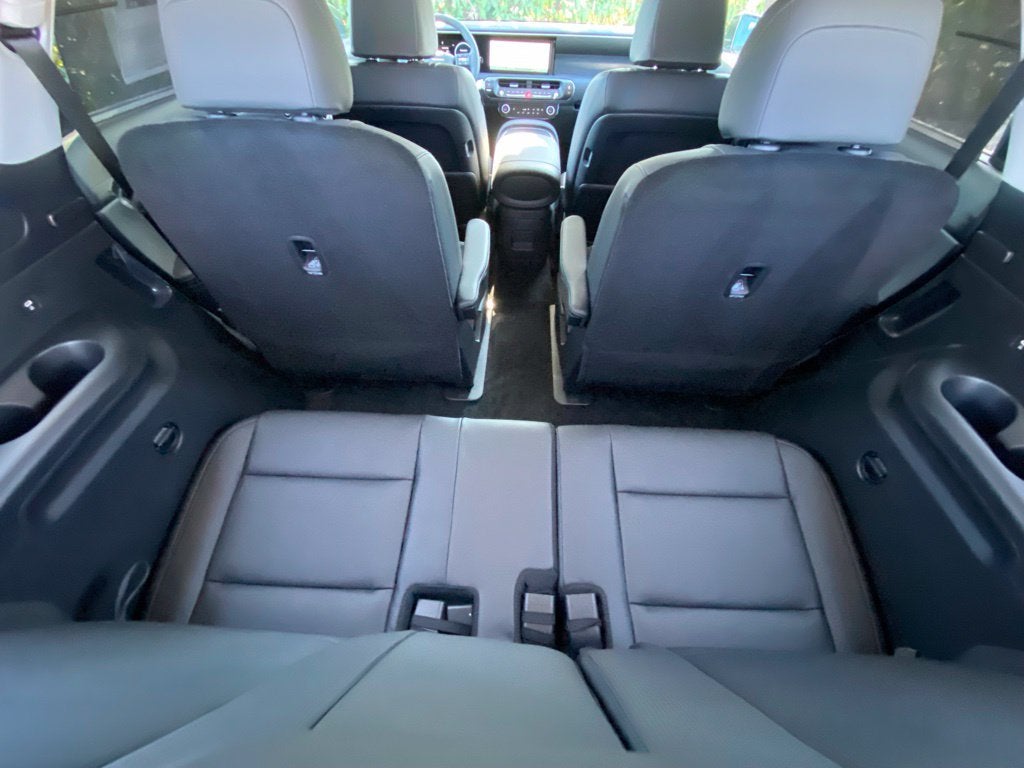 2027 Hyundai PALISADE SEL 7 Passenger