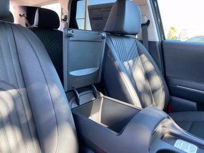 2027 Hyundai PALISADE SEL 7 Passenger