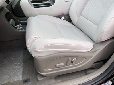 2027 Hyundai PALISADE HYBRID SEL 8 Passenger