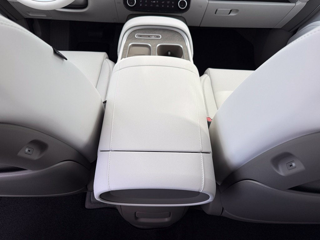 2027 Hyundai PALISADE SEL 7 Passenger