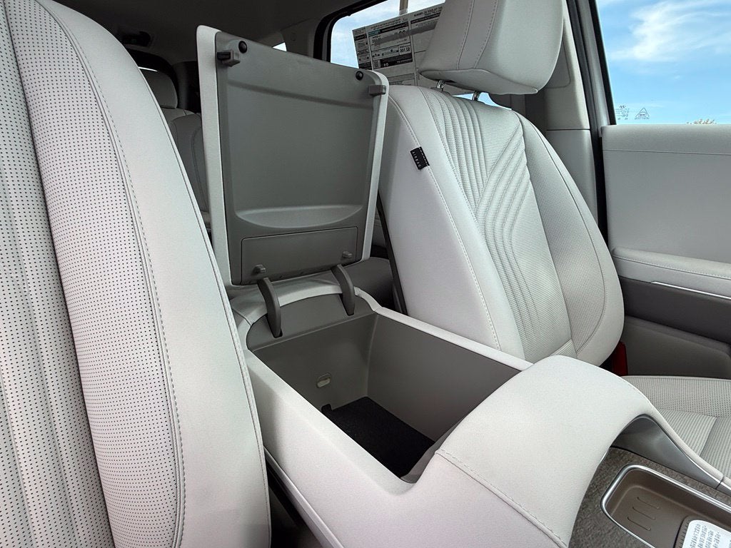2027 Hyundai PALISADE SEL 7 Passenger