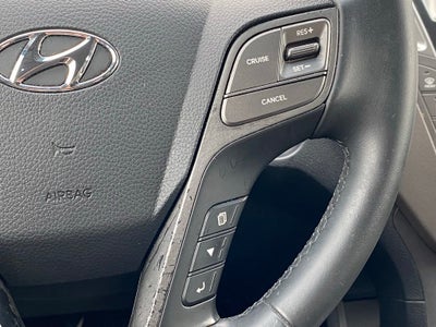 2017 Hyundai SANTA FE SE