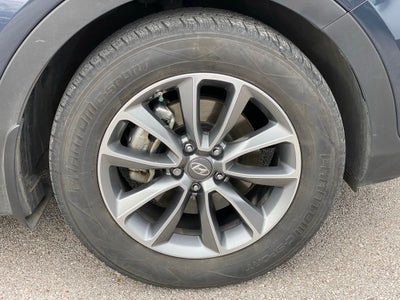 2017 Hyundai SANTA FE SE