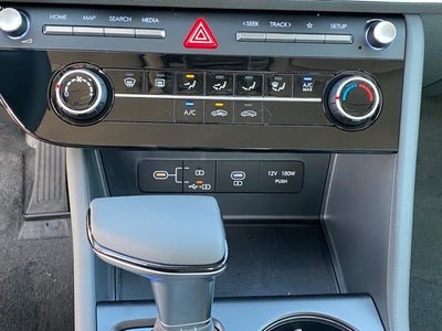 2025 Hyundai SONATA SE