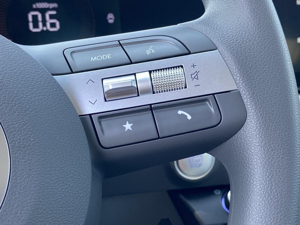 2025 Hyundai SONATA SE