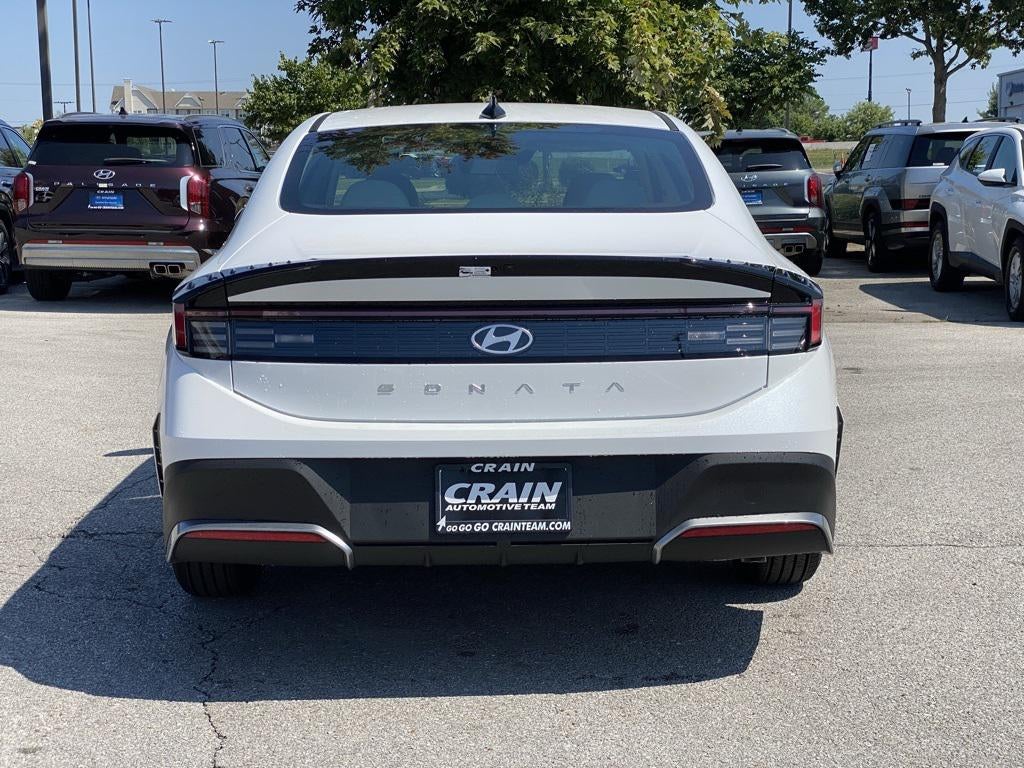 2025 Hyundai SONATA SE