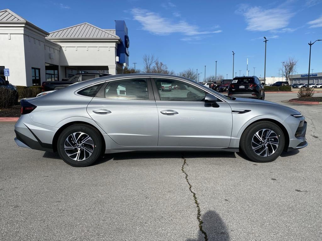 2026 Hyundai SONATA HYBRID Blue