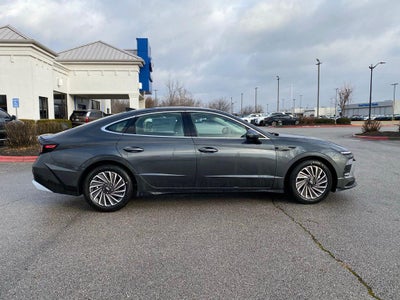 2026 Hyundai SONATA HYBRID SEL