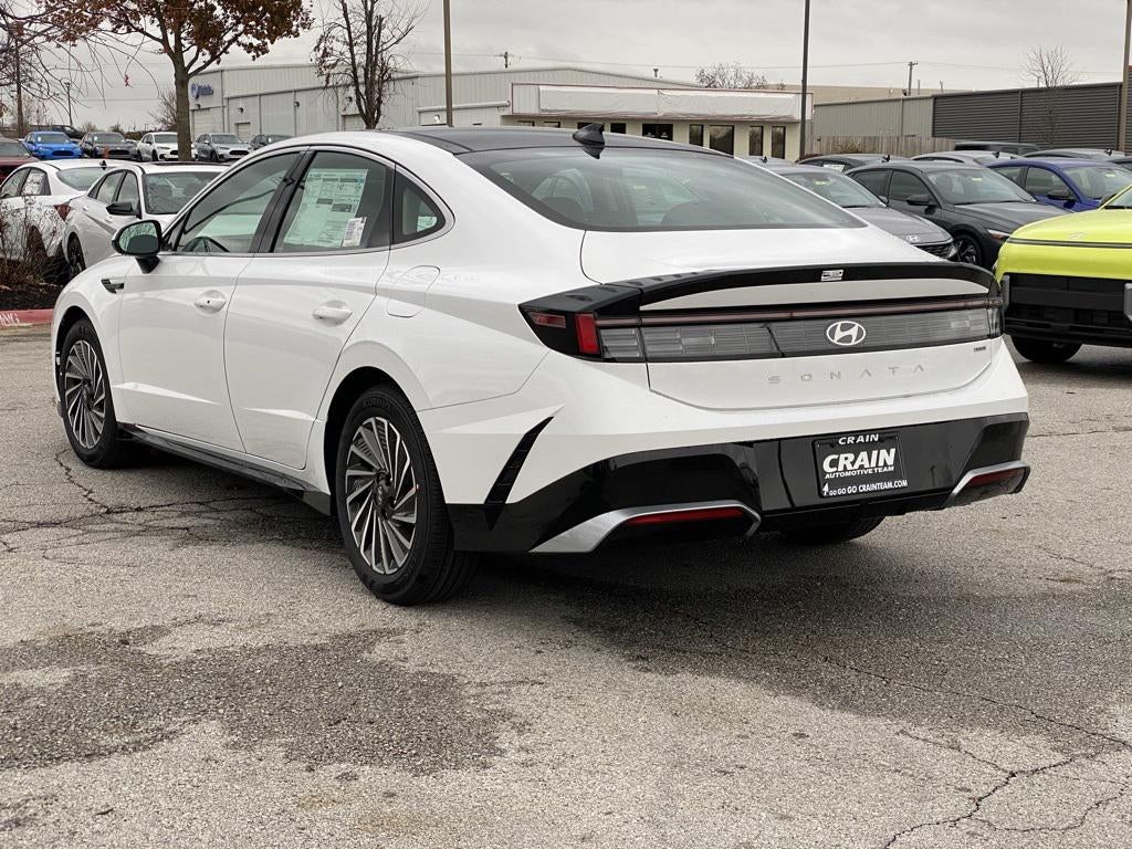2026 Hyundai SONATA HYBRID SEL