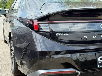 2025 Hyundai SONATA HYBRID SEL