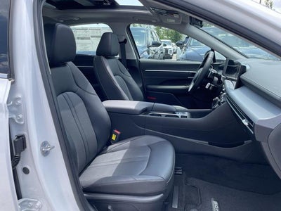 2025 Hyundai SONATA HYBRID Limited